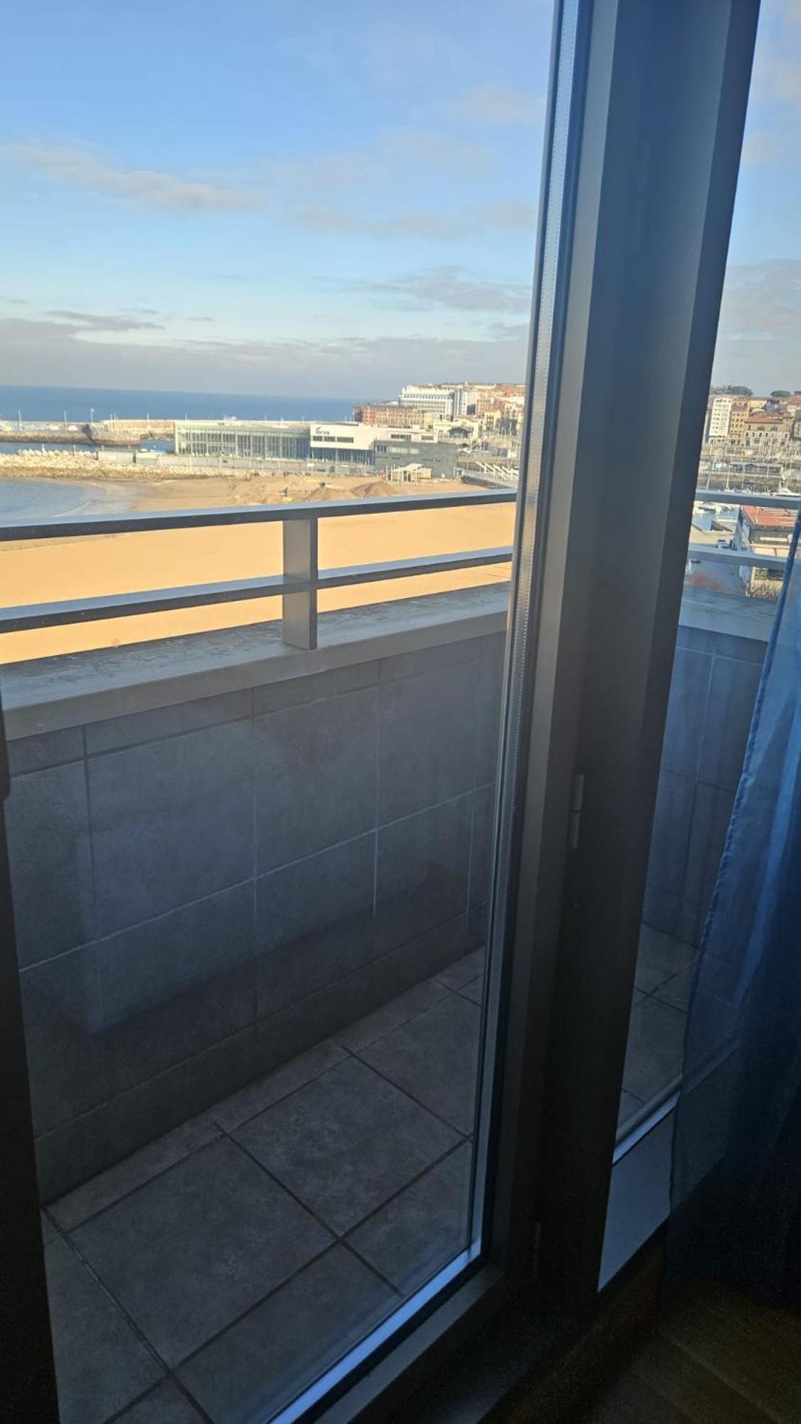 Sunshine Beach Gijon Exterior photo